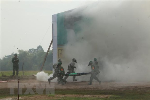 Exercice conjoint de recherche et de sauvetage entre le Vietnam et le Cambodge ảnh 1
