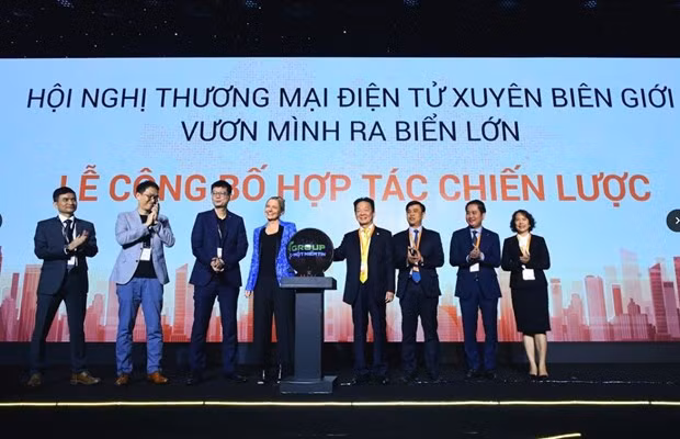 Le groupe Amazon dévoile son premier partenaire financier au Vietnam ảnh 1