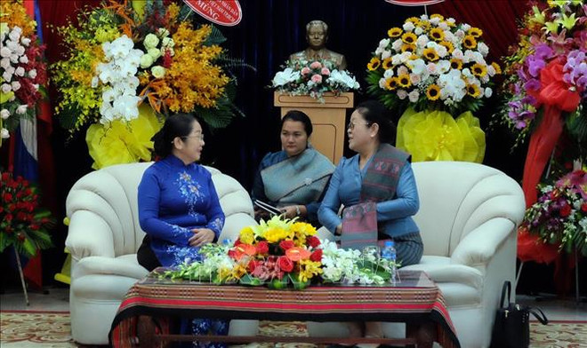 Activités de célébration du 44e anniversaire de la Fête nationale du Laos à HCM-Ville ảnh 1 Activités de célébration du 44e anniversaire de la Fête nationale du Laos à HCM-Ville ảnh 1