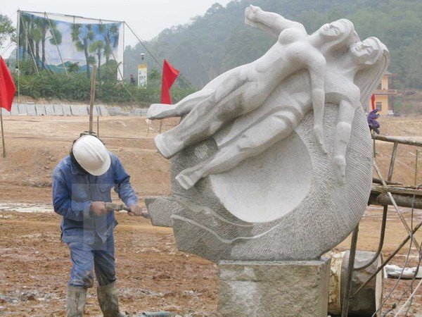 Camp international de sculptures à Hô Chi Minh-Ville ảnh 1 Camp international de sculptures à Hô Chi Minh-Ville ảnh 1
