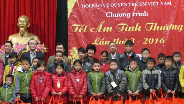 Pour que les pauvres profitent d'un Têt heureux ảnh 1