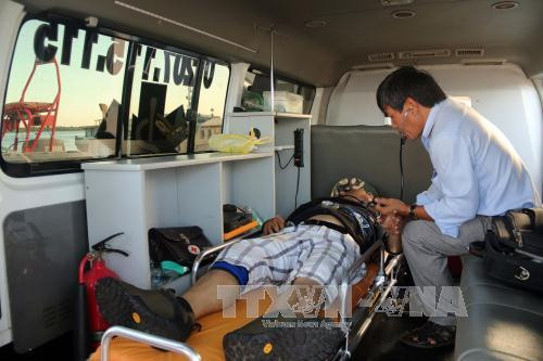 Ba Ria-Vung Tau : un marin étranger malade transporté vers le continent ảnh 1 Ba Ria-Vung Tau : un marin étranger malade transporté vers le continent ảnh 1