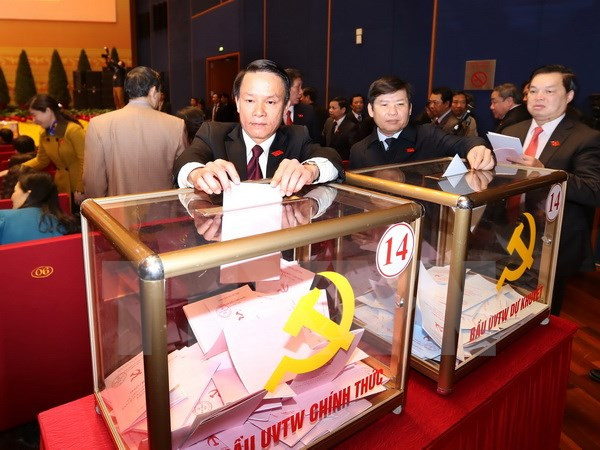 Le peuple a pleinement confiance en le nouveau Comité central du Parti ảnh 3 Le peuple a pleinement confiance en le nouveau Comité central du Parti ảnh 3