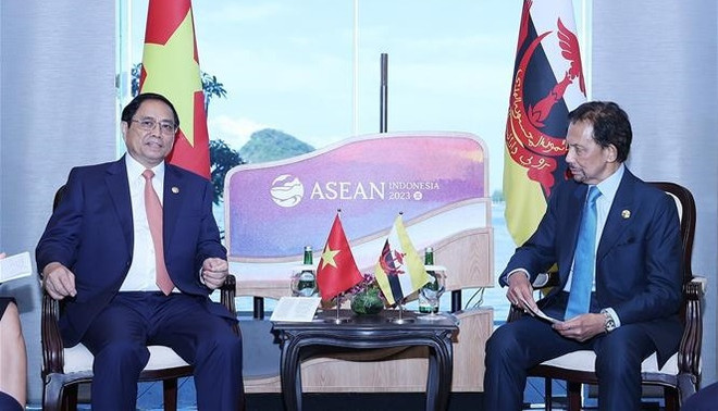 Le Premier ministre Pham Minh Chinh rencontre le sultan de Brunei ảnh 2 Le Premier ministre Pham Minh Chinh rencontre le sultan de Brunei ảnh 2