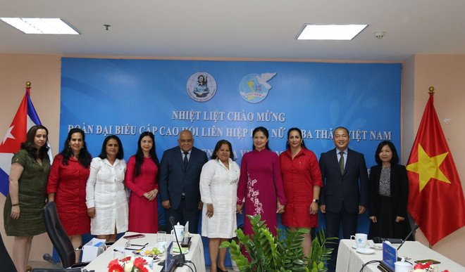 Renforcement de l’amitié entre les femmes vietnamiennes et cubaines ảnh 1 Renforcement de l’amitié entre les femmes vietnamiennes et cubaines ảnh 1