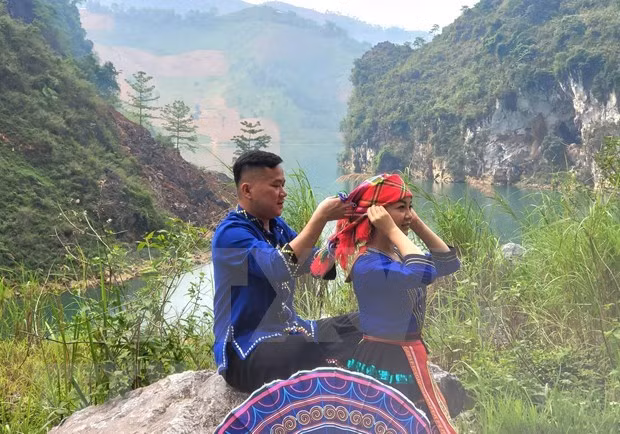 La fête du marché de l’amour de Khâu Vai 2023 ảnh 2 La fête du marché de l’amour de Khâu Vai 2023 ảnh 2