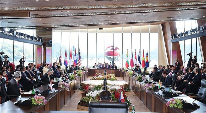 Les dirigeants de l'ASEAN réaffirment la nécessité de maintenir la paix et la sécurité en Mer Orientale ảnh 1 Les dirigeants de l'ASEAN réaffirment la nécessité de maintenir la paix et la sécurité en Mer Orientale ảnh 1