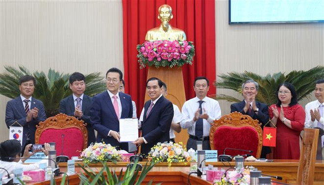 Phu Quoc et la ville sud-coréenne de Yeonsu-gu discutent de leur coopération ảnh 1 Phu Quoc et la ville sud-coréenne de Yeonsu-gu discutent de leur coopération ảnh 1