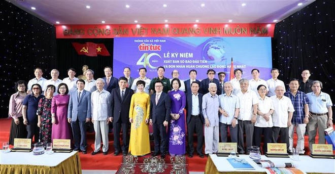 Les 40 ans de la naissance du journal "Tin tức" de la VNA ảnh 2