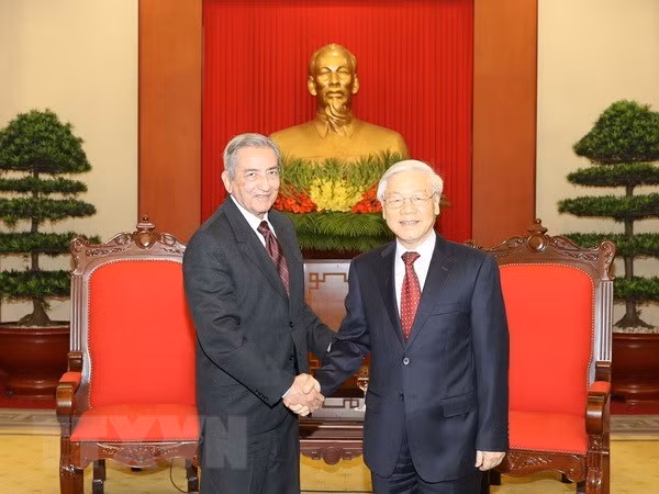 Cuba chérit sa "relation limpide, fidèle et exemplaire" avec le Vietnam ảnh 1