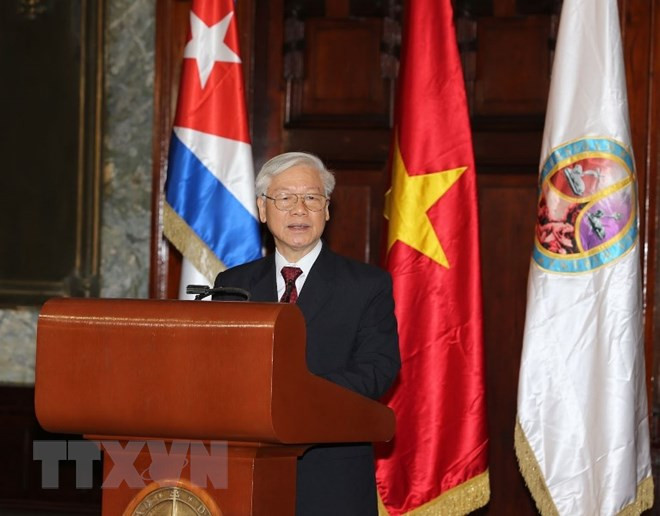 Cuba décerne le titre docteur honoris causa en science politique au leader du PCV ảnh 2 Cuba décerne le titre docteur honoris causa en science politique au leader du PCV ảnh 2