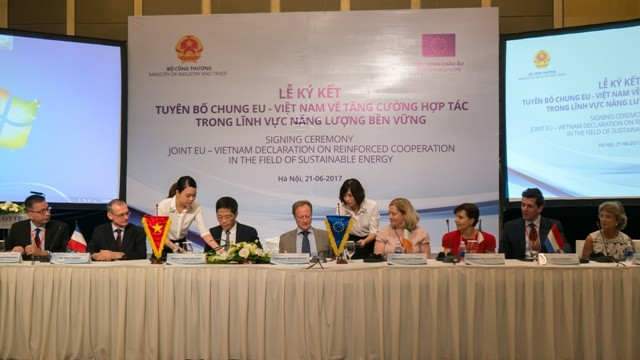 Signature d'une Déclaration commune sur la coopération dans les énergies durables ảnh 1 Signature d'une Déclaration commune sur la coopération dans les énergies durables ảnh 1
