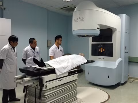 La coopération franco-vietnamienne dans le domaine de l’oncologie ảnh 1