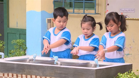 Prévention autour de la maladie pieds-mains-bouche ảnh 1 Prévention autour de la maladie pieds-mains-bouche ảnh 1
