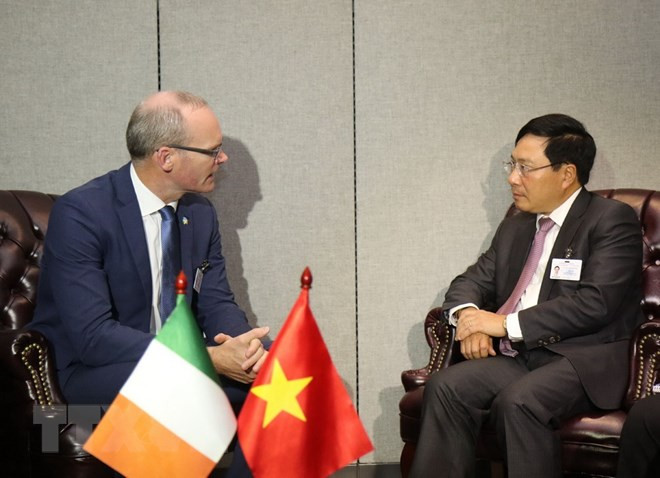 Rencontre entre Pham Binh Minh et ses homologues en marge de la 73e session de l'AG de l'ONU ảnh 1 Rencontre entre Pham Binh Minh et ses homologues en marge de la 73e session de l'AG de l'ONU ảnh 1