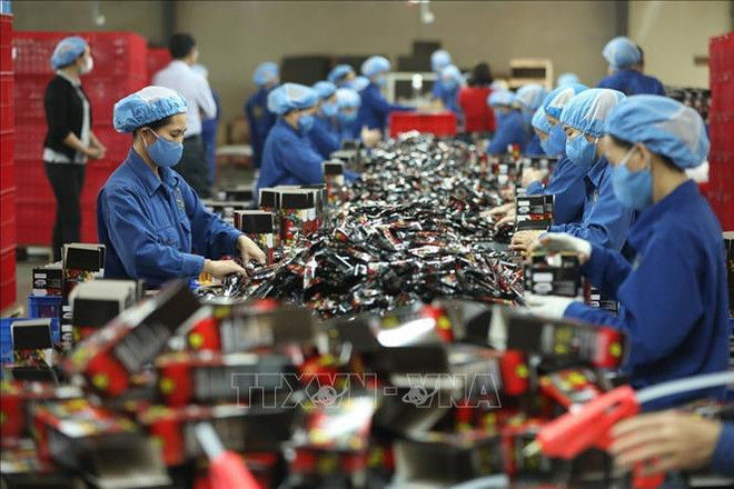 Le revenu moyen des travailleurs vietnamiens a augmenté de 6,9% en 2023 ảnh 1 Le revenu moyen des travailleurs vietnamiens a augmenté de 6,9% en 2023 ảnh 1