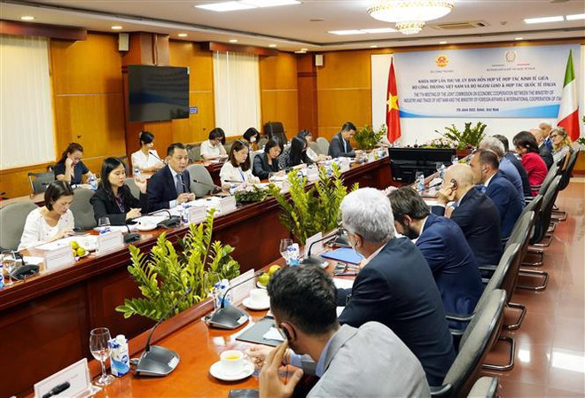 Le Vietnam et l’Italie discutent de leur coopération économique ảnh 1 Le Vietnam et l’Italie discutent de leur coopération économique ảnh 1