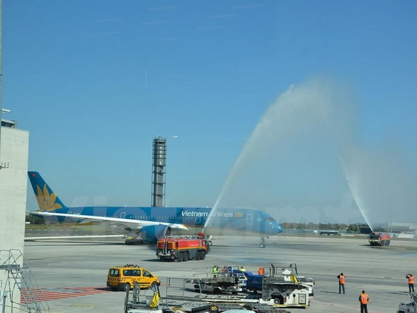 L'A350 est exploité sur les lignes Hanoi/Ho Chi Minh-Ville-Paris ảnh 1 L'A350 est exploité sur les lignes Hanoi/Ho Chi Minh-Ville-Paris ảnh 1