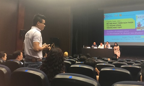 Table-ronde: Quelles stratégies pour se développer et réussir ses études ? ảnh 2 Table-ronde: Quelles stratégies pour se développer et réussir ses études ? ảnh 2