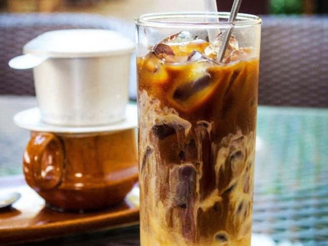 Le café au lait glacé vietnamien, un des meilleurs cafés du monde ảnh 1
