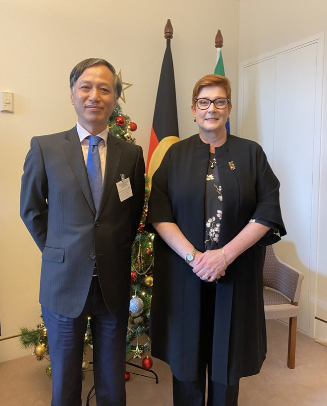La ministre australienne des Affaires étrangères et du Commerce reçoit l'ambassadeur du Vietnam ảnh 1 La ministre australienne des Affaires étrangères et du Commerce reçoit l'ambassadeur du Vietnam ảnh 1