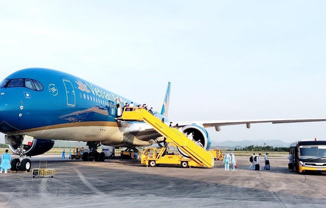 Près de 280 citoyens vietnamiens rapatriés d'Europe, d'Afrique et d'Amérique du Sud ảnh 1 Près de 280 citoyens vietnamiens rapatriés d'Europe, d'Afrique et d'Amérique du Sud ảnh 1