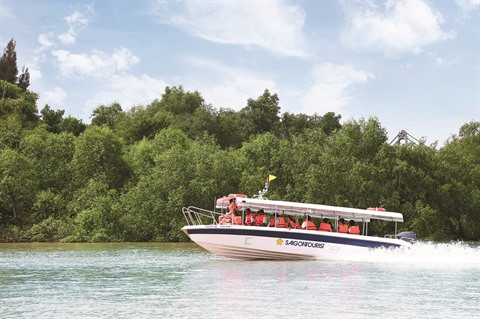 HCM-Ville: Lancement de sept nouvel les croisières à bord de petites vedettes ảnh 1 HCM-Ville: Lancement de sept nouvel les croisières à bord de petites vedettes ảnh 1
