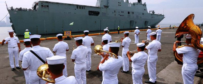 Deux navires de la Marine royale australienne aux Philippines ảnh 1 Deux navires de la Marine royale australienne aux Philippines ảnh 1