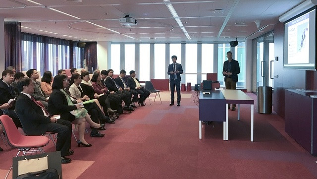 Une délégation de HCM-Ville en visite de travail aux Pays-Bas ảnh 2 Une délégation de HCM-Ville en visite de travail aux Pays-Bas ảnh 2