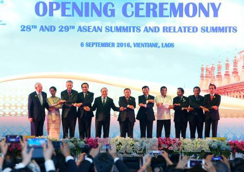 Ouverture des 28e et 29e Sommets de l’ASEAN au Laos ảnh 1 Ouverture des 28e et 29e Sommets de l’ASEAN au Laos ảnh 1