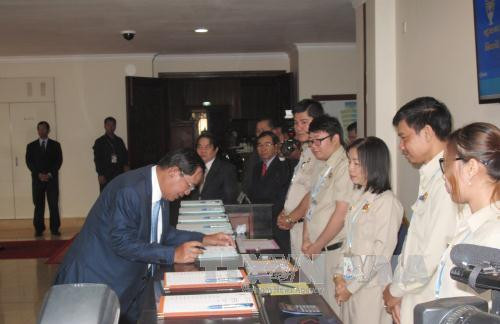 Le Cambodge approuve le projet de loi sur les Partis politiques (amendé) ảnh 1 Le Cambodge approuve le projet de loi sur les Partis politiques (amendé) ảnh 1