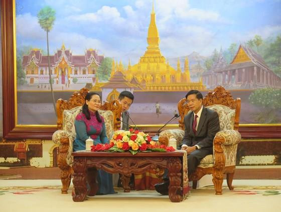Une délégation de Ho Chi Minh-Ville en visite au Laos ảnh 1 Une délégation de Ho Chi Minh-Ville en visite au Laos ảnh 1