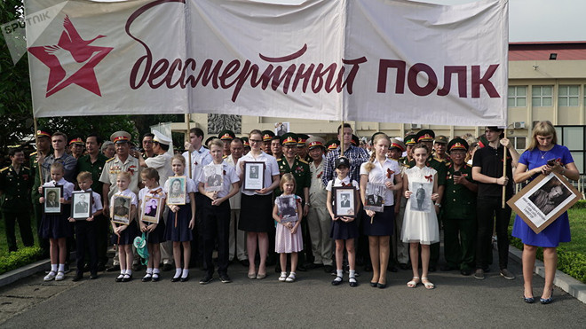 L’action «Régiment immortel», une démonstration de l’amitié Vietnam-Russie ảnh 1 L’action «Régiment immortel», une démonstration de l’amitié Vietnam-Russie ảnh 1