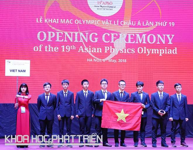 Ouverture des 19es Olympiades de physique d’Asie au Vietnam ảnh 2 Ouverture des 19es Olympiades de physique d’Asie au Vietnam ảnh 2