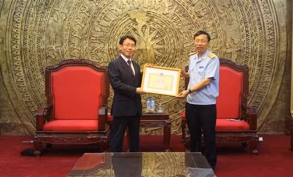 Satisfecit du Département général des Douanes remis à la JICA ảnh 1