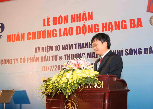 Le directeur de Petro Song Da Trading & Investment JSC arrêté ảnh 1
