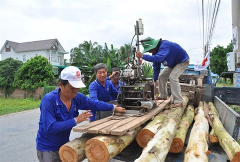Ils construisent des maisons pour les plus démunis à Dông Thap Muoi ảnh 1 Ils construisent des maisons pour les plus démunis à Dông Thap Muoi ảnh 1