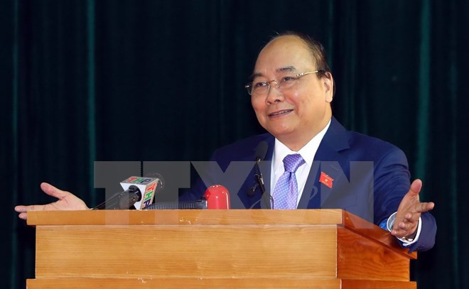 Le PM Nguyên Xuân Phuc affirme les acquis socioéconomiques de 2017 ảnh 1 Le PM Nguyên Xuân Phuc affirme les acquis socioéconomiques de 2017 ảnh 1