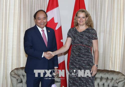Félicitations à l’occasion des 45 ans des relations Vietnam-Canada ảnh 1