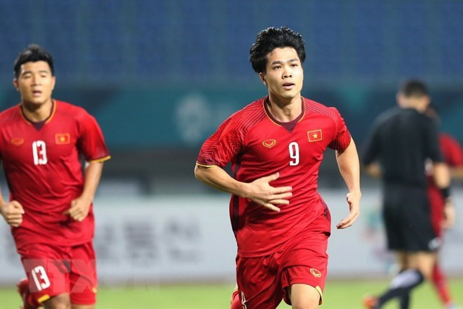 ASIAD 2018 : Le Vietnam bat le Bahreïn 1-0 pour entrer en quarts de finale ảnh 1 ASIAD 2018 : Le Vietnam bat le Bahreïn 1-0 pour entrer en quarts de finale ảnh 1