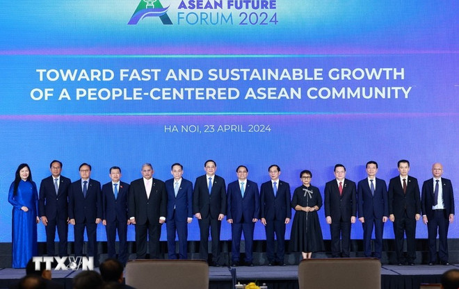 Débat sur le développement rapide pour un avenir durable de l'ASEAN ảnh 2 Débat sur le développement rapide pour un avenir durable de l'ASEAN ảnh 2
