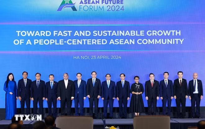 Débat sur le développement rapide pour un avenir durable de l'ASEAN ảnh 2 Débat sur le développement rapide pour un avenir durable de l'ASEAN ảnh 2