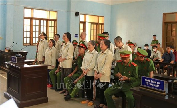 Dix personnes emprisonnées pour avoir tenté de renverser l'administration populaire ảnh 1 Dix personnes emprisonnées pour avoir tenté de renverser l'administration populaire ảnh 1