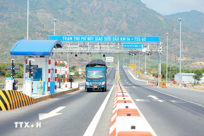 L'autoroute Cam Lam - Vinh Hao ouverte à la circulation ảnh 2 L'autoroute Cam Lam - Vinh Hao ouverte à la circulation ảnh 2