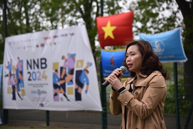  Le tournoi de football NNB 2024 attire plus de 500 étudiants vietnamiens en Europe ảnh 1