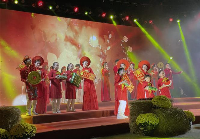 Le Festival Têt Viêt 2022 s’est ouvert à Hô Chi Minh-Ville ảnh 1