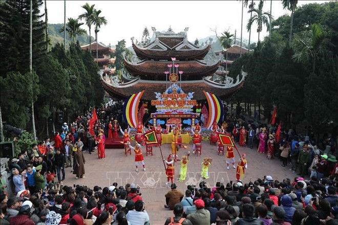 COVID-19 : Hanoï suspend les fêtes du Printemps 2022 ảnh 1 COVID-19 : Hanoï suspend les fêtes du Printemps 2022 ảnh 1