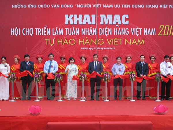 Ouverture d'une Foire-expo sur l’identification des produits vietnamiens ảnh 1 Ouverture d'une Foire-expo sur l’identification des produits vietnamiens ảnh 1
