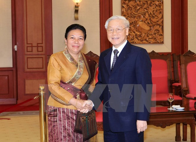 Le chef du PCV Nguyên Phu Trong reçoit une délégation laotienne ảnh 1 Le chef du PCV Nguyên Phu Trong reçoit une délégation laotienne ảnh 1