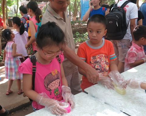 La fête de la mi-automne, période de redécouverte de loisirs traditionnels ảnh 2 La fête de la mi-automne, période de redécouverte de loisirs traditionnels ảnh 2